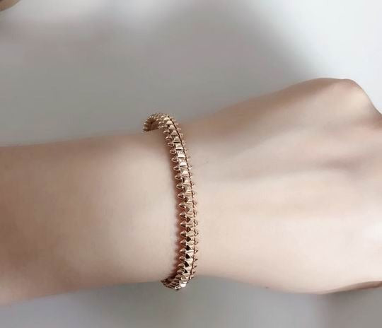 CLASH Sterling Silver Bracelet for Women, Elegant 925 Silver Chain Jewelry Gift